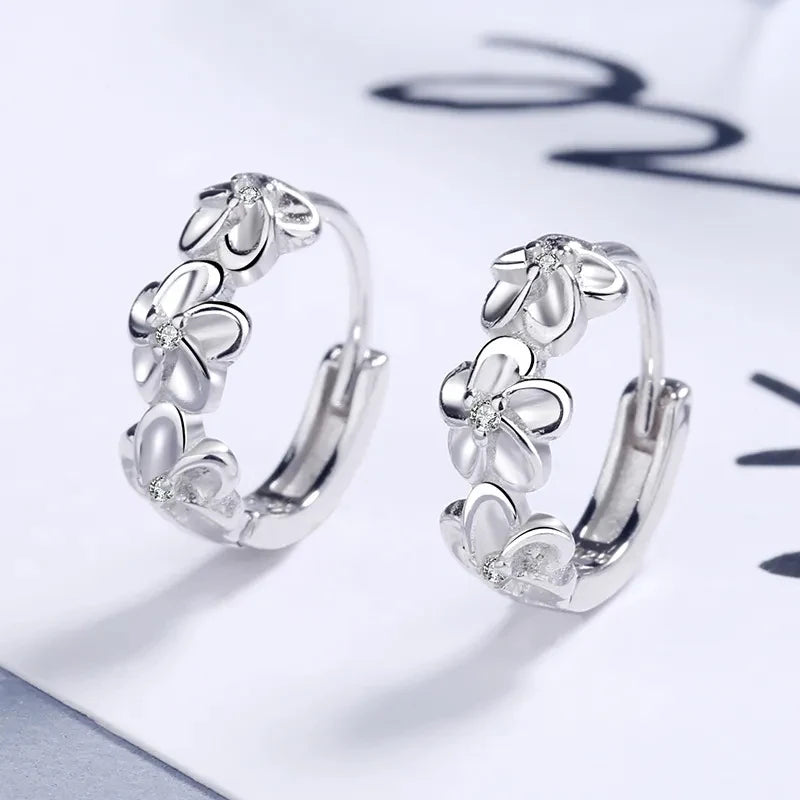 Top Sale Nadelohrringe aus 925er-Sterlingsilber für Damen, Hochzeit, modisch, hochwertiger Schmuck, Kristall-Zirkon-Blume, niedlicher Ohrstecker