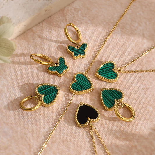 WILD & FREE Herz-Charm-Edelstahl-Armband, Halskette, Ohrringe für Damen, 18 Karat vergoldet, elegantes Vintage-Schmuckset