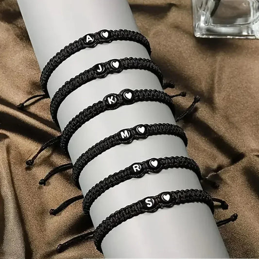 Trendiges schwarzes 26-Buchstaben-geflochtenes Armband, handgefertigt, verstellbares Seil, gewebtes Armband, Handgelenkschmuck, Accessoires, Paar-Geschenk