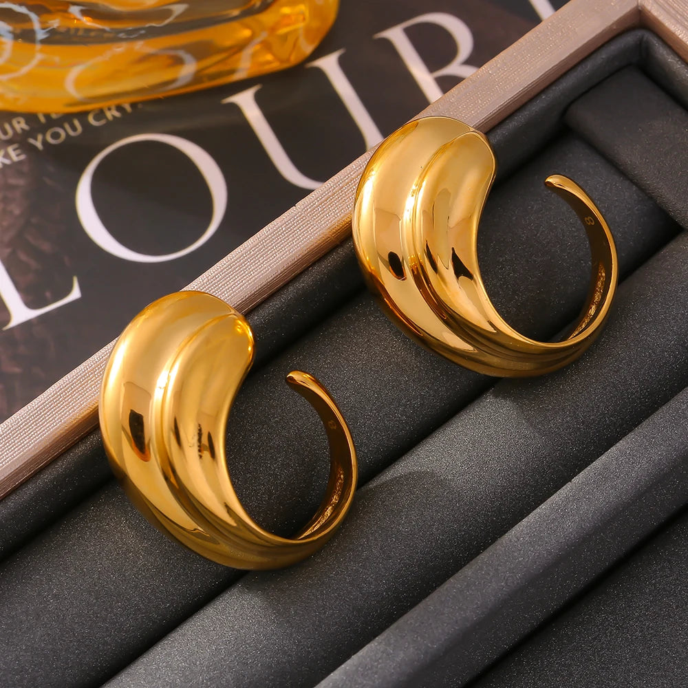 Liora Edelstahl-Statement-Ringe für Frauen, glattes Metall, gedrehte Streifen, Charm-Paarringe, modischer wasserdichter Schmuck