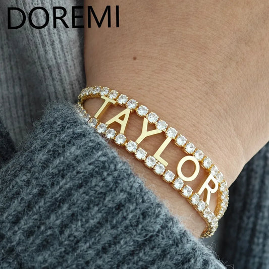 DOREMI Doppelte Tenniskette, individuelle Buchstaben-Designs, personalisiertes Namensarmband für Damen, elegante individuelle Schmuckarmbänder
