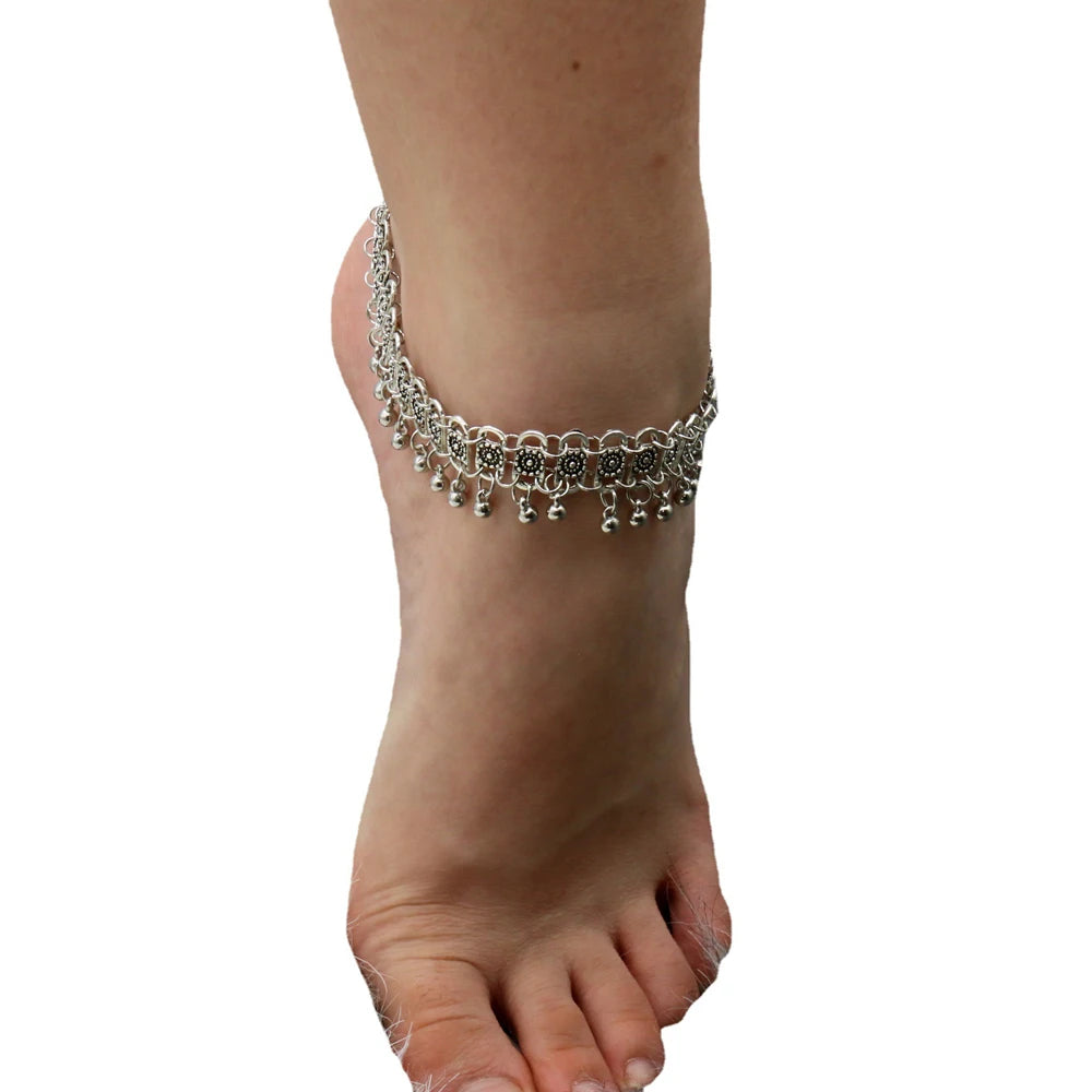 Neue Boho Ethnische Glocken Quaste Armband Fußkettchen Sommer Strand Party Vintage Geschnitzte Blume Fuß Ketten Böhmischen Schmuck Zubehör