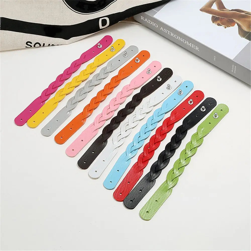 Mode solide geflochtene Twist Leder Armband einfache vielseitige Student Armreifen Punk Snap Armband Schmuck verstellbare Armband