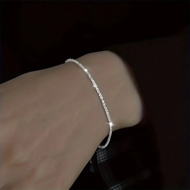 Glänzendes, funkelndes, versilbertes Schlüsselbeinketten-Halsketten- und Armband-Schmuckset für Frauen, minimalistisches Sternenhimmel-Zubehör