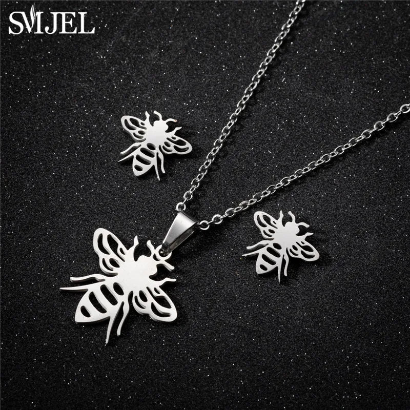 Korea Stil Edelstahl Schmetterling Schmuck Sets für Frauen Cartoon Biene Insekt Anhänger Halskette Mädchen Sommer Strand Hochzeit Geschenk