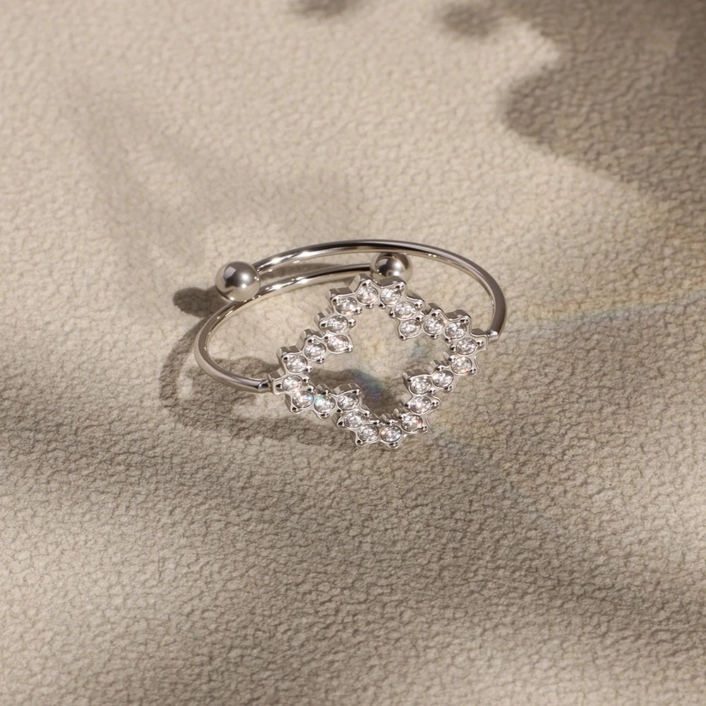Nivora Zarte Zirkon Blume Dünne Mädchen Offene Ringe Edelstahl 18K Gold Überzogene Eheringe Ringe Für Frauen Schmuck