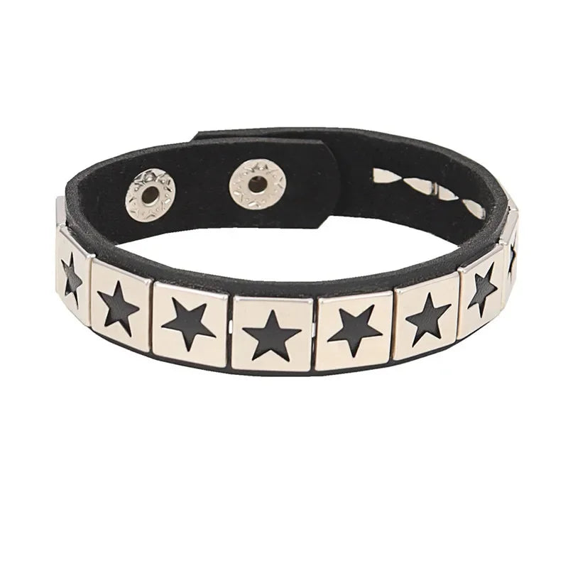 Punk-Lederarmband für 90er-Jahre-Männer und Frauen, Nieten-Manschettenarmband, verstellbares schwarzes Lederarmband, Metallbesatz, Schmuck, Geschenk