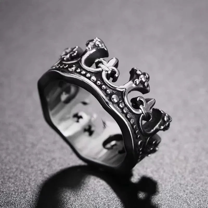 Klassische Retro Krone König Ring Männer Mode Punk einfache Biker Ring für Männer Frauen Party Charme Accessoires Dekoration Großhandel