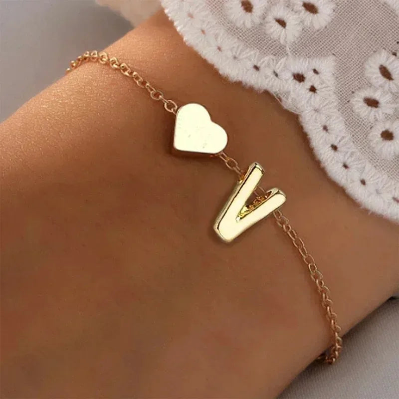 26 englische Anfangsbuchstaben-Armbänder für Liebhaber, Männer und Frauen, 2025, neue einfache DIY-Armbänder mit personalisiertem Namen, Legierung, Schmuck