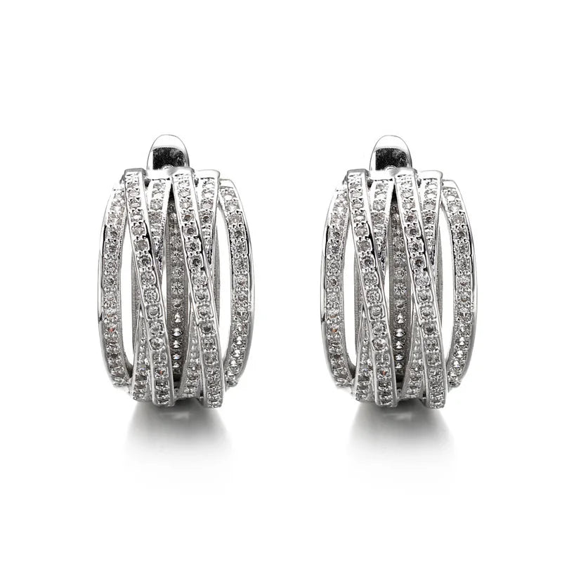 Huitan Mode Silber Farbe Kreuz Creolen für Frauen Voll kristall Zirkonia Aussage weibliche Ohrringe Trends Schmuck