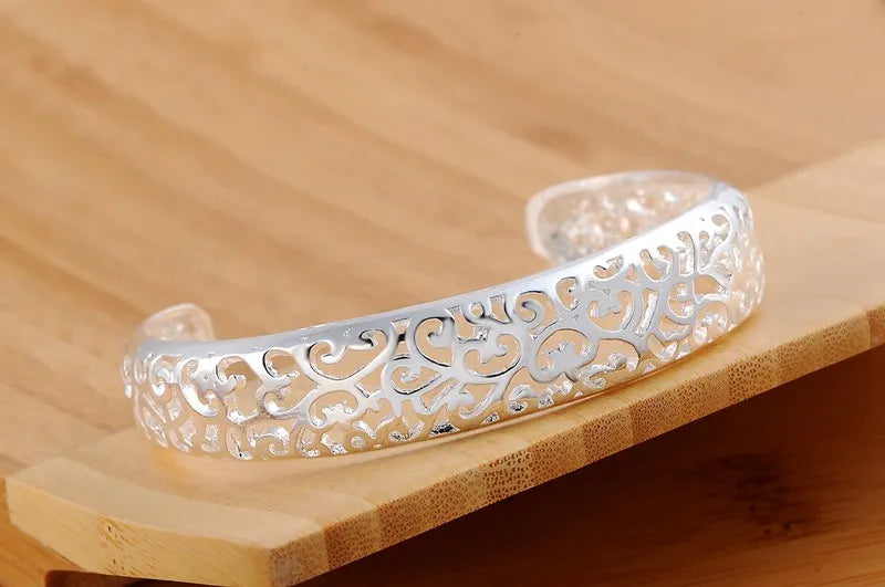 Feine Hohlmuster-Armreifen aus 925er-Sterlingsilber, Manschettenarmbänder für Frauen, verstellbar, modischer Luxusschmuck, Hochzeitsgeschenke