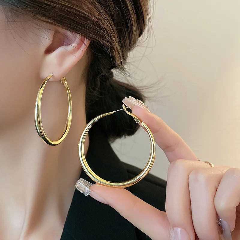 Mode Übertrieben Großen Kreis Creolen für Frauen Erklärung Schmuck Glatte Kreis Ohrringe Femme Boucles d'oreilles