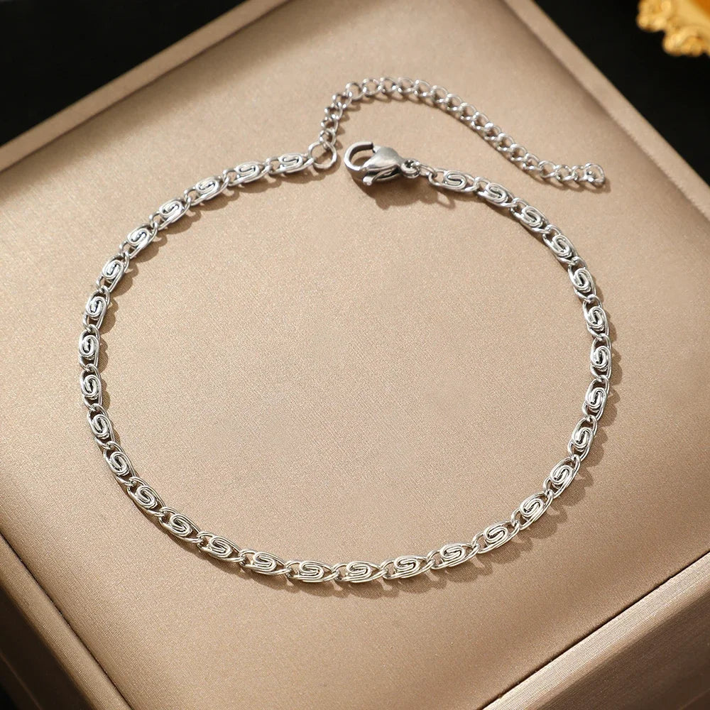 Edelstahl-Armband, neuer Stil, Einfachheit, Subtlety, Büroklammer-Kette, leichtes Luxus-Armband für Damen, Schmuck, Alltagskleidung