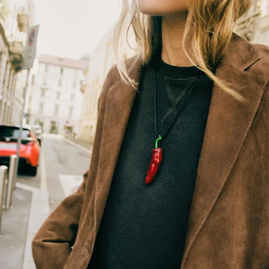 2024 Trend-Halskette, roter Pfeffer-Anhänger, lange Seilkette, Halskette für Damen, Statement-Boho-Stil, modischer Urlaub, Party-Schmuck