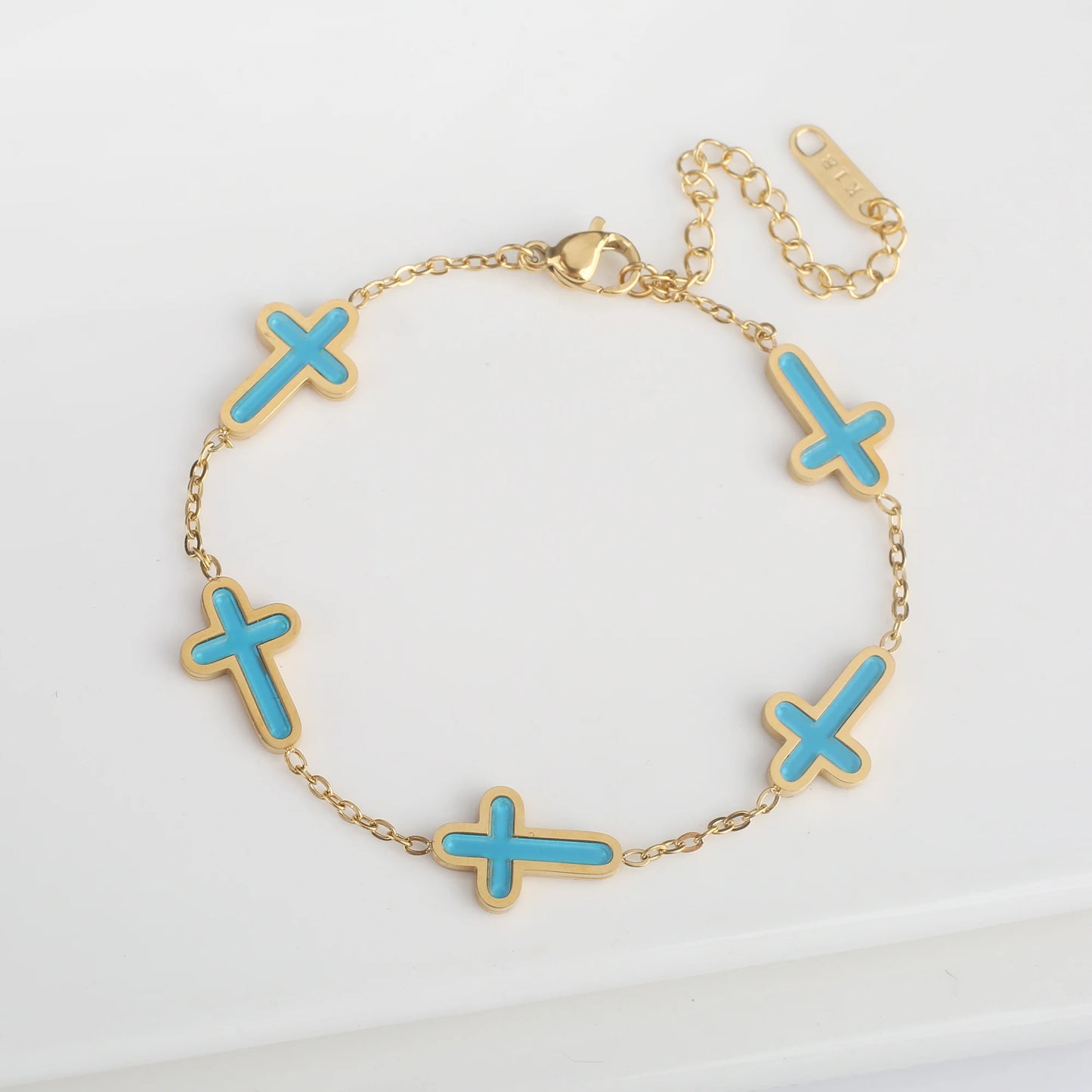 Stilvolles Edelstahl-Gothic-Kreuz-verstellbares Kettenarmband für Mann und Frau, einfache tägliche Party, goldfarbener religiöser Schmuck