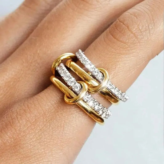 Ein zweifarbiger Nischen-Schmuckring aus Kupfer mit vier Ringen, hypoallergen, Ins-Stil, stapelbares Artefakt, geeignet für junge Frauen