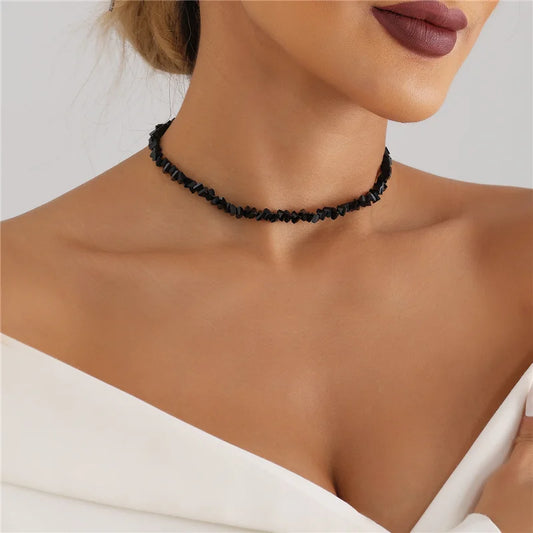 Vintage-Halsketten im böhmischen Stil mit Steinperlen für Frauen, weiß/schwarz, unregelmäßige Steine, gestapelte Schlüsselbeinkette, Modeschmuck, Geschenke