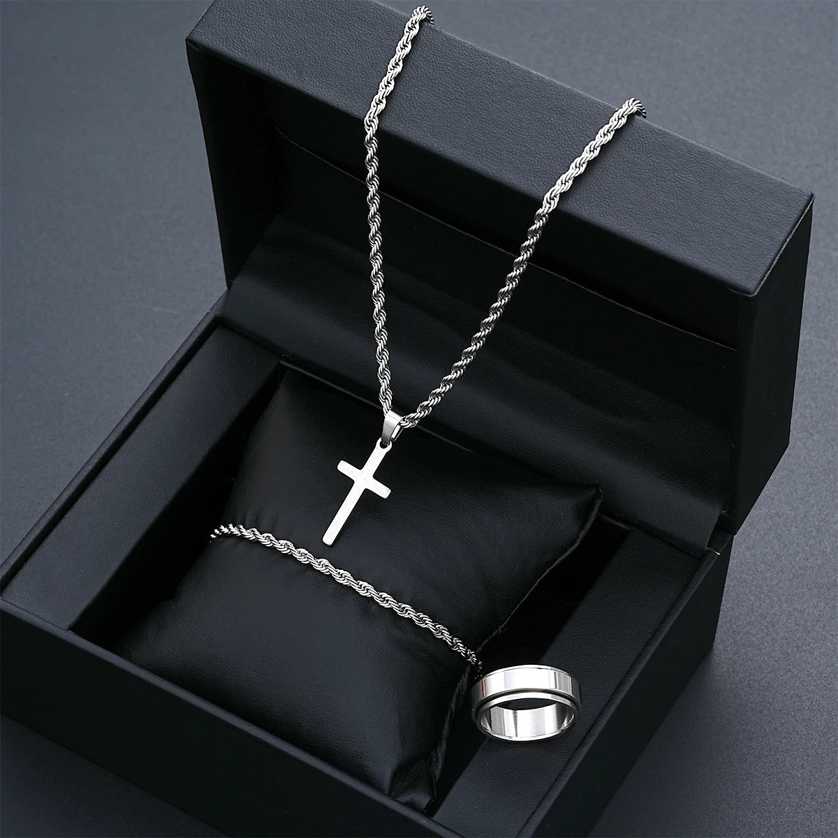 Edelstahl Einfache Schmuck-Set Für Männer Frauen Mode Silber Farbe Kreuz Anhänger Twisted Seil Halskette Armbänder Ring Geschenke