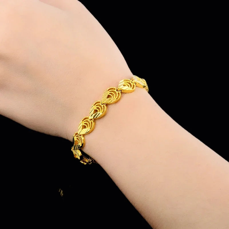 Modisches vergoldetes Armband, Wassertropfen-Armband, geeignet für Frauen, Hochzeit, Schmuck, Geschenk
