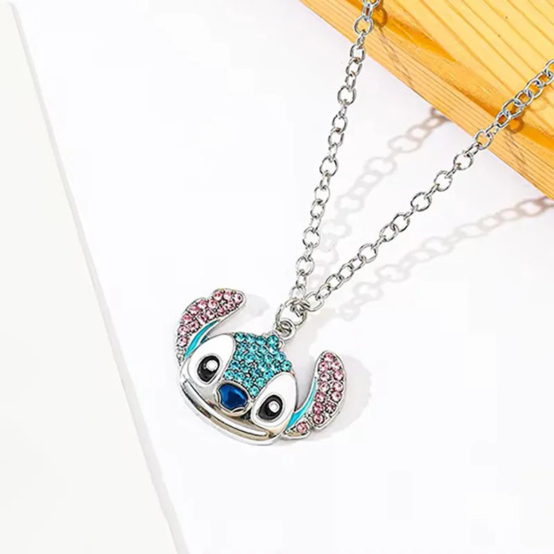 Kawaii Stitch Cartoon Strass Halskette und Armband Set Niedlicher Modeschmuck für Frauen und Mädchen Ideales Geschenk für Fans zum Geburtstag