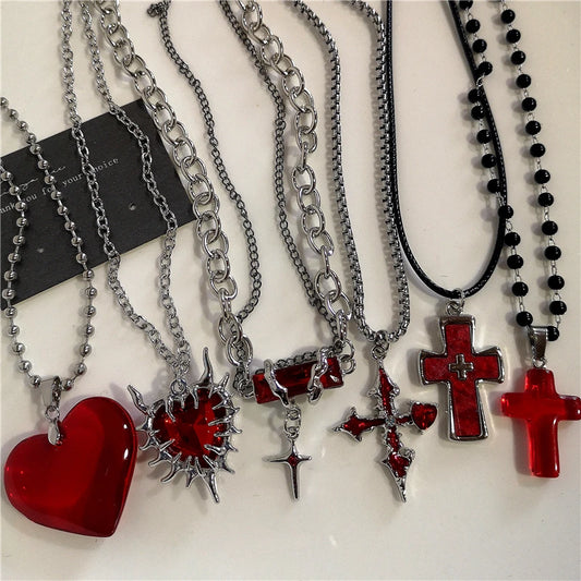 Gothic Rotes Herz Dornen Kreuz Ketten Halskette Für Frauen Männer Hip-Hop Persönlichkeit Trendy Charme Grunge Punk Schmuck Y2k zubehör