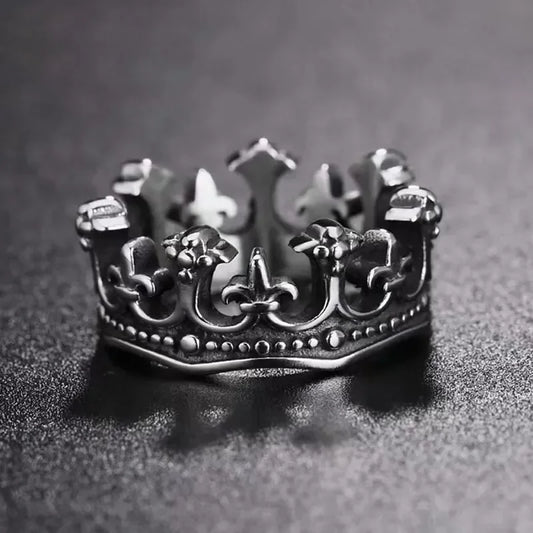 Klassische Retro Krone König Ring Männer Mode Punk einfache Biker Ring für Männer Frauen Party Charme Accessoires Dekoration Großhandel