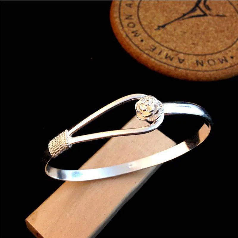 Heiße neue 925 Sterling Silber Armbänder für Frauen feine elegante Blume Armreif verstellbar Schmuck Mode Party Geschenke Studentin