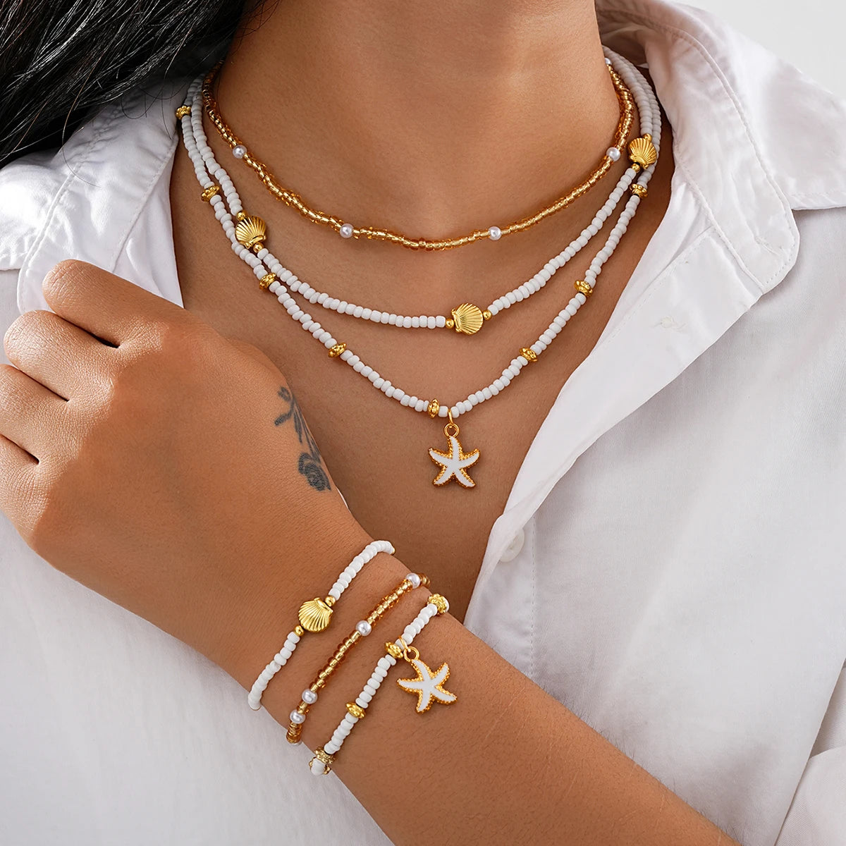 6 Teile/satz Reis Perlen Shell Seestern Anhänger Halskette Armbänder Böhmischen Elegante Gold Weiß Farbe Schmuck Set Urlaub Zubehör