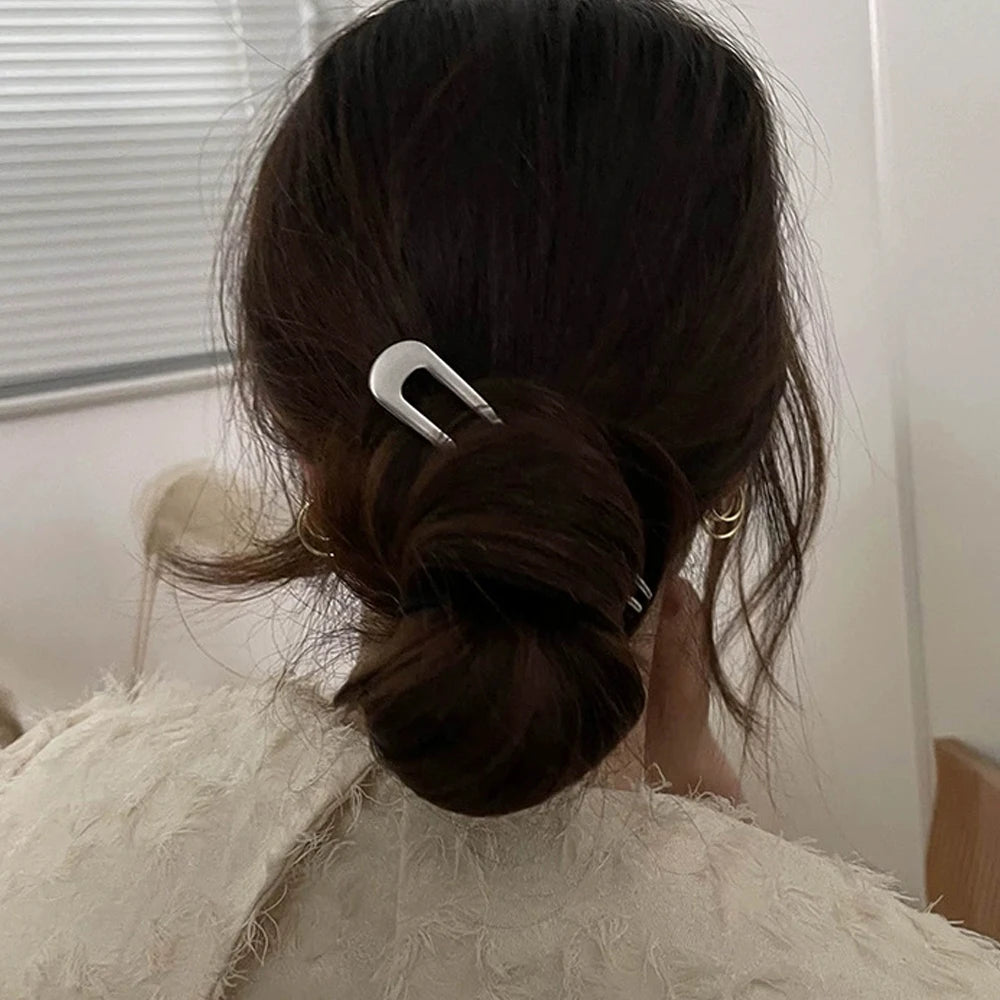 Einfache U-förmige Metall-Haarstäbchen, 2-Zinken, gedrehte Haargabel für Dutts, Chignons, Frauen und Mädchen, Pferdeschwanz, hält tägliche Frisuren