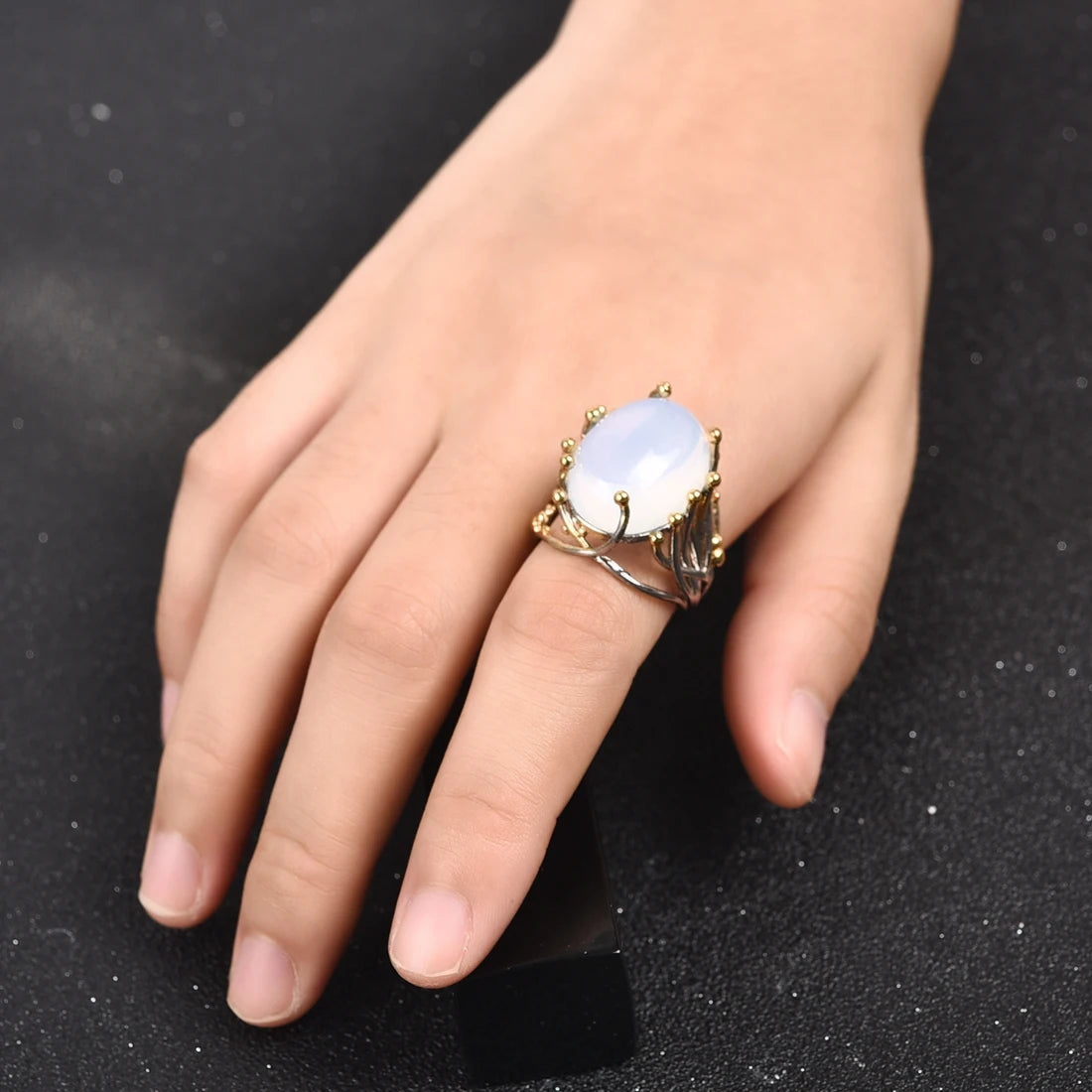 Milangirl Unregelmäßige Böhmen Stil Spülen Weiblichen Natürlichen Mondstein Ring Weiß Opal Reben Ringe für Frauen Hochzeit Schmuck
