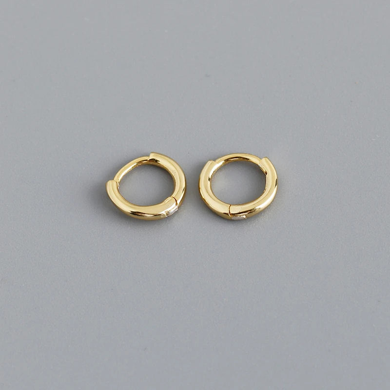 WANTME 925er Sterlingsilber, modisch, schlicht, Huggies-Ohrschnalle, Zubehör, minimalistischer Charme, Ohr-Creolen für Damen, Schmuck