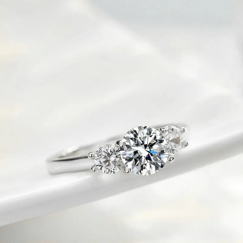 OXTAO 3 Stein Verlobungsringe für Frauen 925 Sterling Silber Luxus Schmuck 6,5mm Hochzeit Ringe VVS1 D Moissanit Ring Schmuck