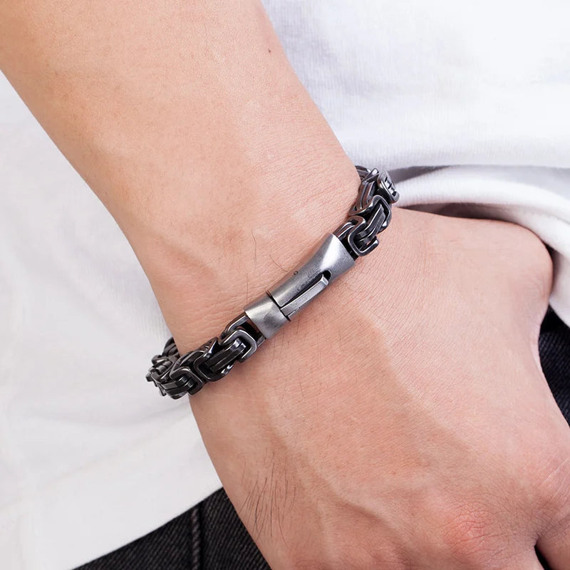 MKENDN Punk Männer Vintage König Kette Armbänder für Männer Edelstahl Motorrad Armbänder Männlichen Schmuck Zubehör Geschenke