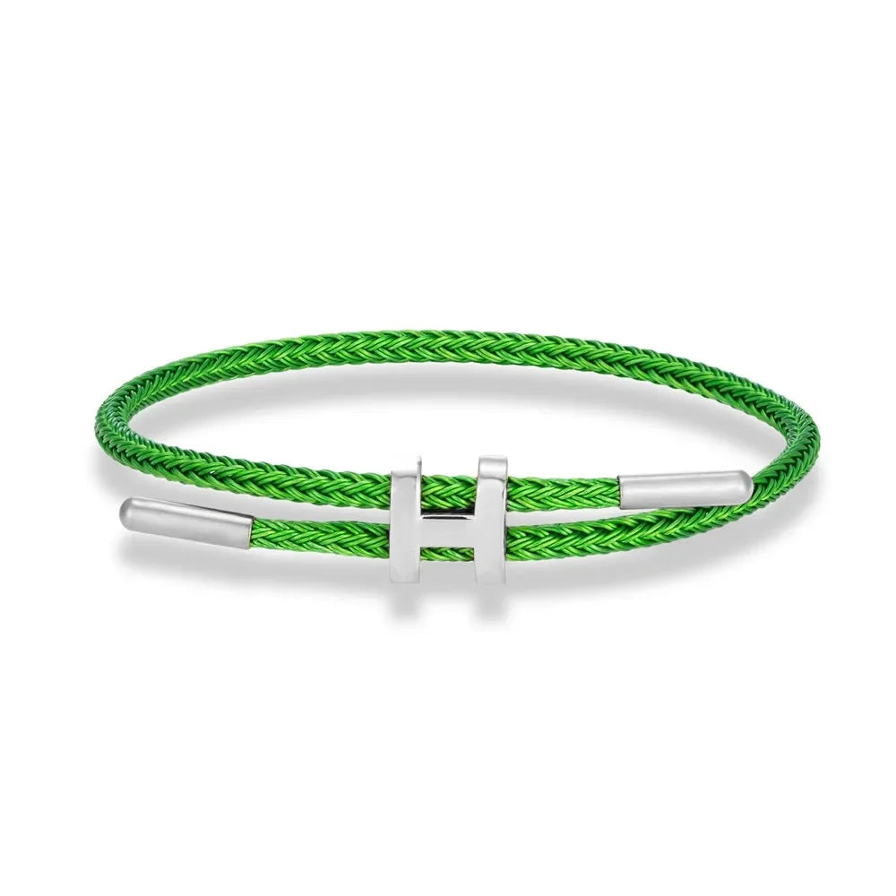 Stahlfarbe H Schnalle Feines Drahtseil Armband Hartgold Schmuck Schnur Perlen Glücksbringer Straße Straße Ungeblockiertes rotes Seil