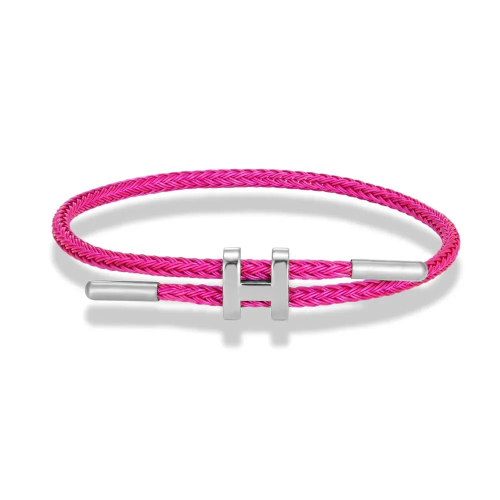 Stahlfarbe H Schnalle Feines Drahtseil Armband Hartgold Schmuck Schnur Perlen Glücksbringer Straße Straße Ungeblockiertes rotes Seil