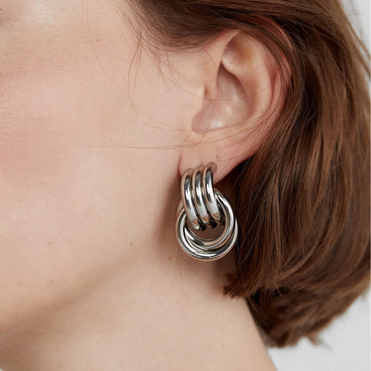 1 Paar 3 Farben Punk Edelstahl 18 Karat vergoldet zweifarbige Kreisknoten Ohrstecker Ohrringe Frauen einfache Ohrringe Schmuck Geschenke