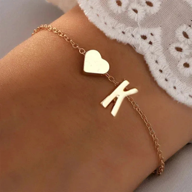 26 englische Anfangsbuchstaben-Armbänder für Liebhaber, Männer und Frauen, 2025, neue einfache DIY-Armbänder mit personalisiertem Namen, Legierung, Schmuck