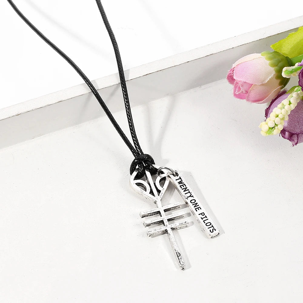 Twenty One Rock Band Halsketten Anhänger Kordel BFF Beste Freunde Skelett Halskette Punk Männer Frauen Musik Hip Hop Schmuck