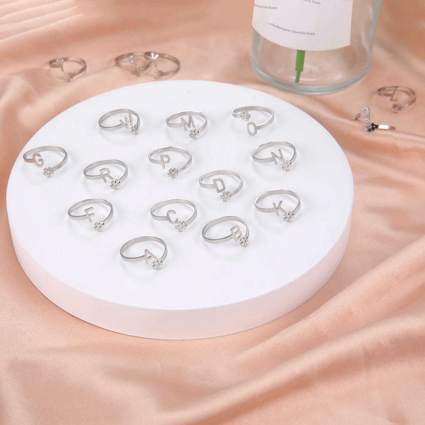 Kkjoy Mode Edelstahl Gold Farbe Initial A-Z Buchstaben Ringe Für Frauen Party Jahrestag Hochzeit Geschenk Schmuck Großhandel