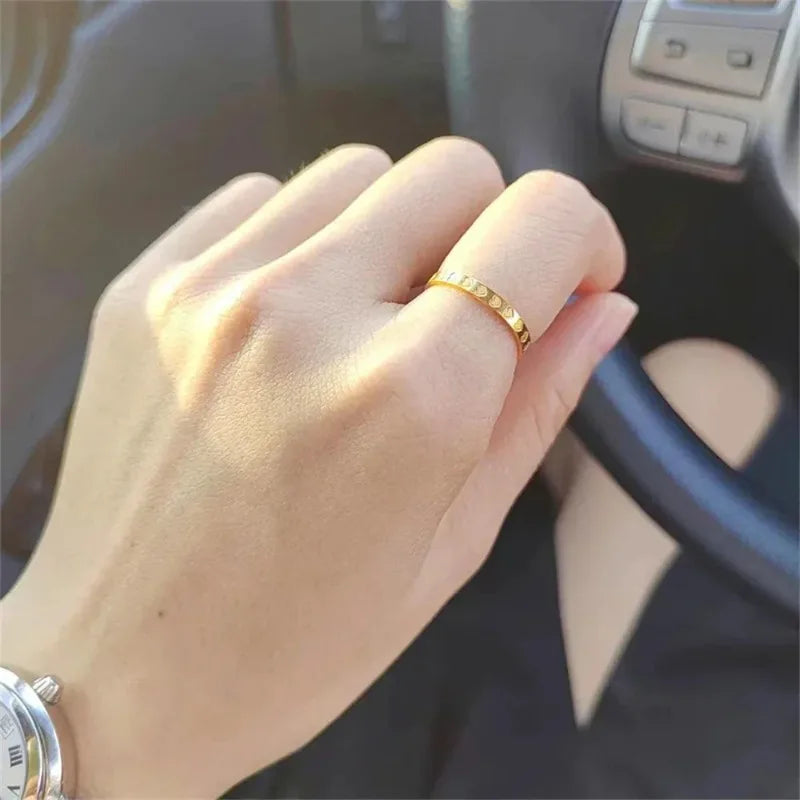 Goldene Edelstahl 2mm Liebe Herz Muster Ringe Damen Größe 5/6/7/8/9/10 #   Dünner Fingerring, Ehering, Verlobungsschmuck