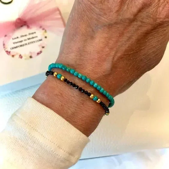 Schwarzes Onyx-Yoga-Armband mit runden Perlen und Pfeilsteinperlen für Herren