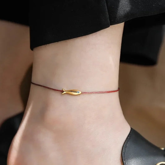 Rotes Schnur-Fisch-Knöchel-verstellbares Armband für Frauen, süßer Fisch, blaue Schnur-Fußkette, handgefertigter Schmuck, minimalistischer ethnischer Schmuck
