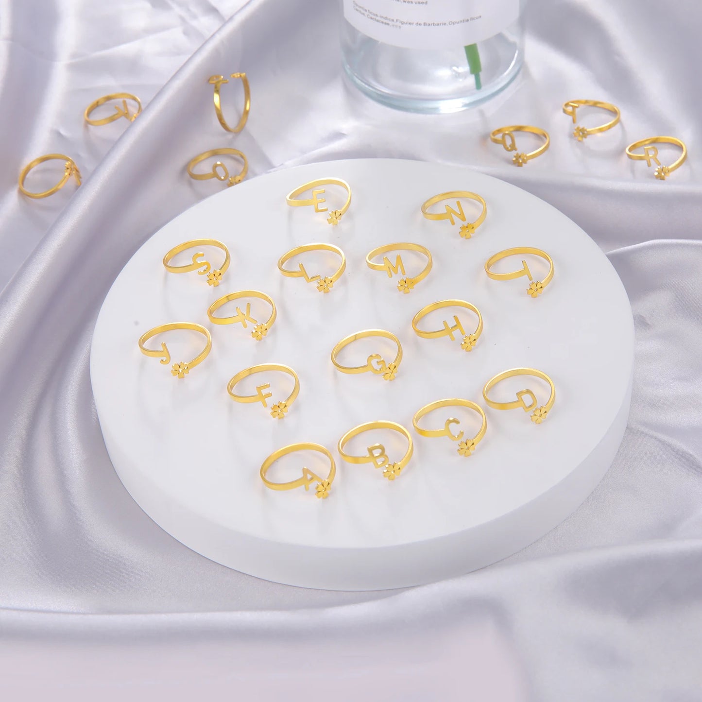 Kkjoy Mode Edelstahl Gold Farbe Initial A-Z Buchstaben Ringe Für Frauen Party Jahrestag Hochzeit Geschenk Schmuck Großhandel