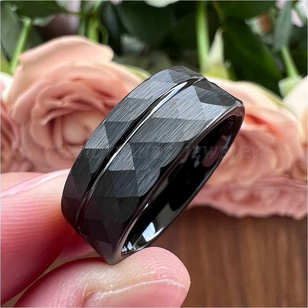 Ringe für Männer Frauen Hochzeit Band Schwarz Hartmetall Engagement Mode Schmuck Gehämmert Gebürstet Comfort Fit