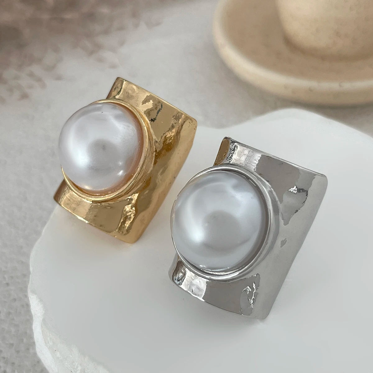 Ingemark Punk Übertrieben Unregelmäßige Metall Weit Offene Einstellbare Ringe für Frauen Imitation Perle Geometrische Finger Ring Männer Schmuck