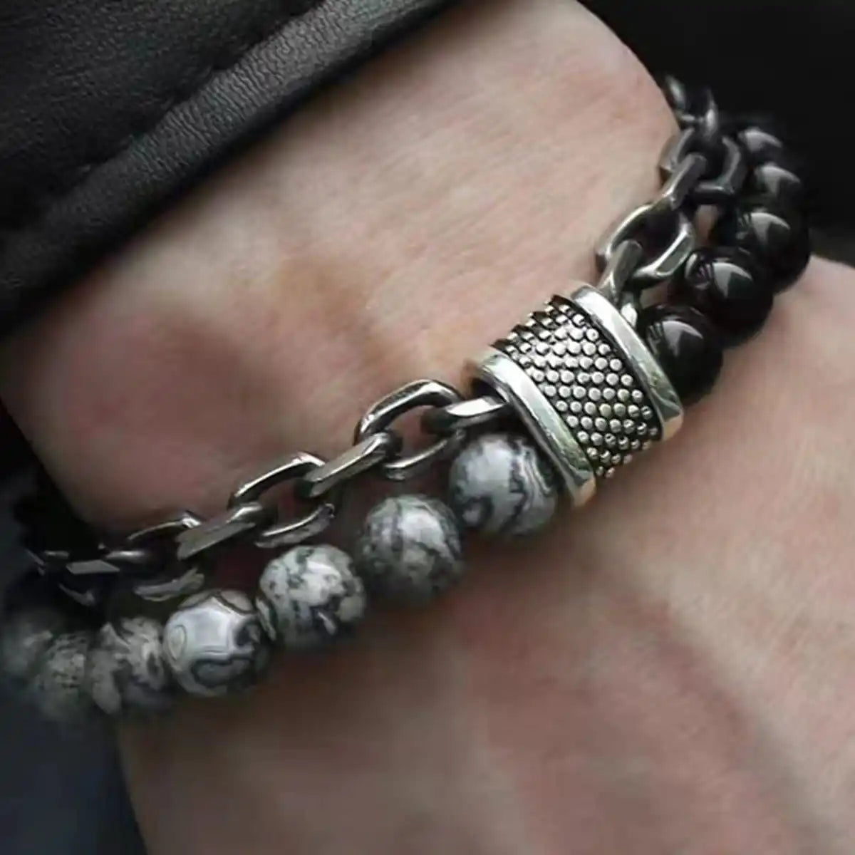 1-teilige Punk-Kette mit schlichtem Temperament, schwarze Perlenkette mit Naturstein-Perlenkette, Armbänder für Herren, modische Gegenstände, Urlaub, Reisen