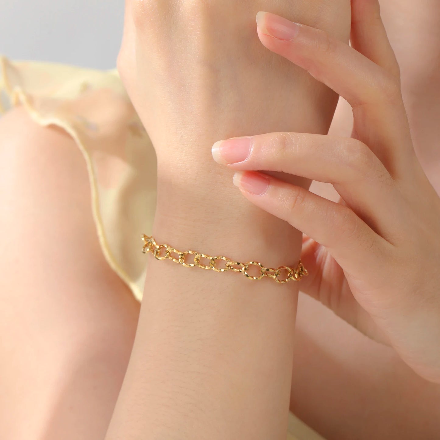 Lucktune Ineinandergreifende Armbänder Mode Edelstahl frauen Hand Armband Minimalistischen Gold Farbe Schmuck Party Geschenk Großhandel
