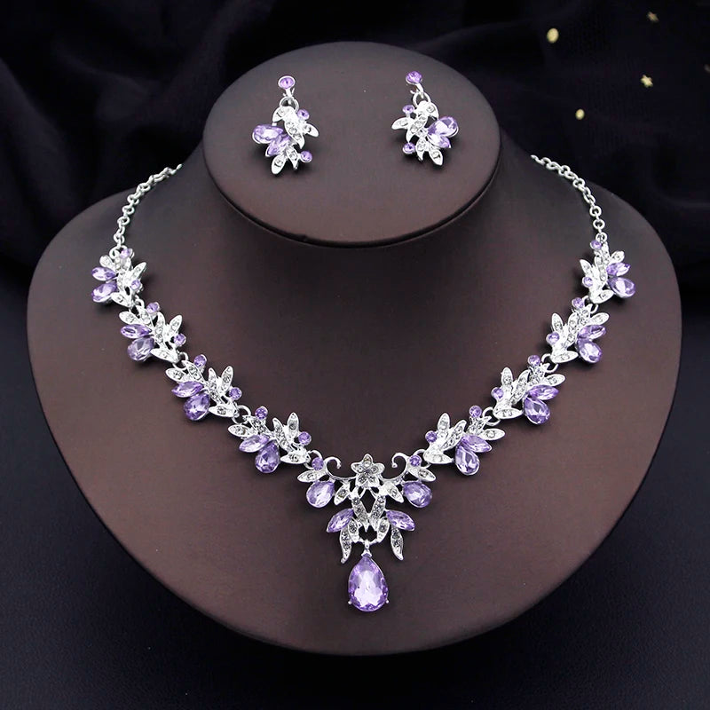 Elegante Mode-Halsketten-Sets für Frauen, baumelnde Ohrringe, Prinzessinnen-Kragen, zweiteiliges Set, Brautschmuck, Braut- und Hochzeitsaccessoires