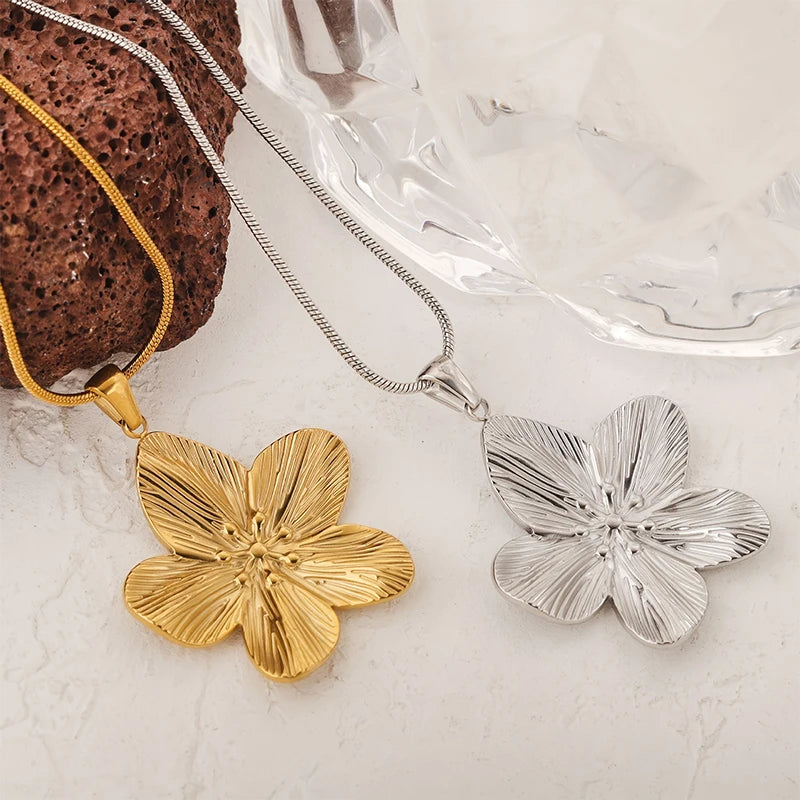 ASONSTEEL Trendy Edelstahl Blume Anhänger Halskette Ohrringe Schmuck Set Vergoldet Party Schmuck Dressing Ästhetische Geschenke