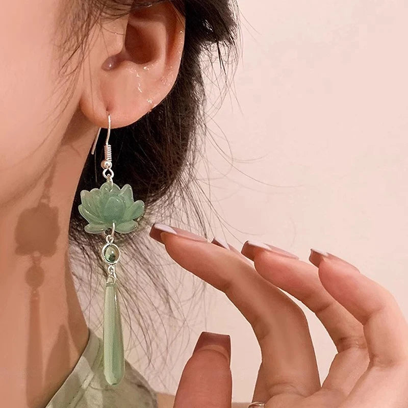 1 Paar Lotus Anhänger Quaste Ohrringe im chinesischen Stil für Frauen Mädchen klassische Retro elegante lange Tropfen Ohrringe Schmuck Geschenke